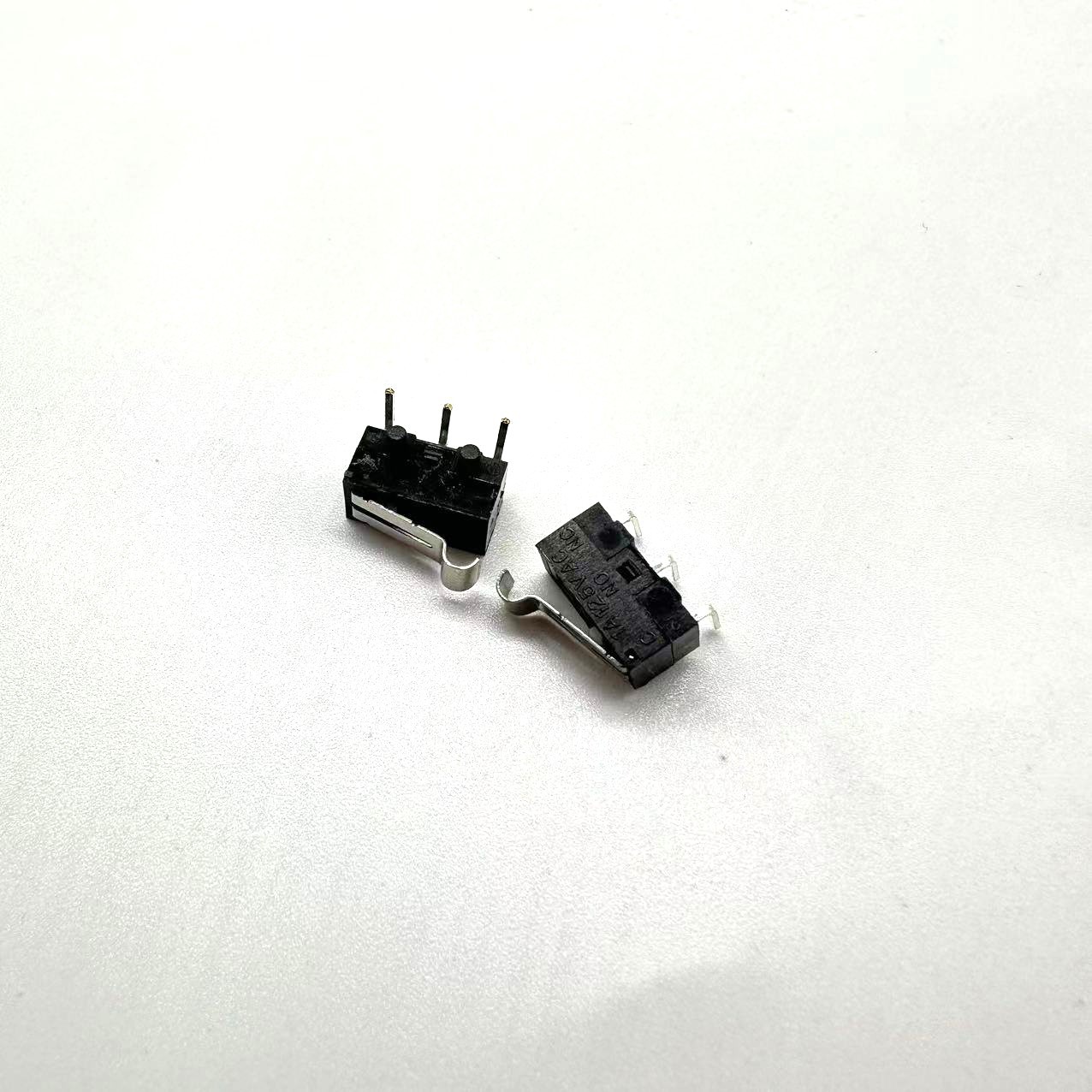 微动开关柄长12.5弯柄WK1-04行程开关 小电流微动开关