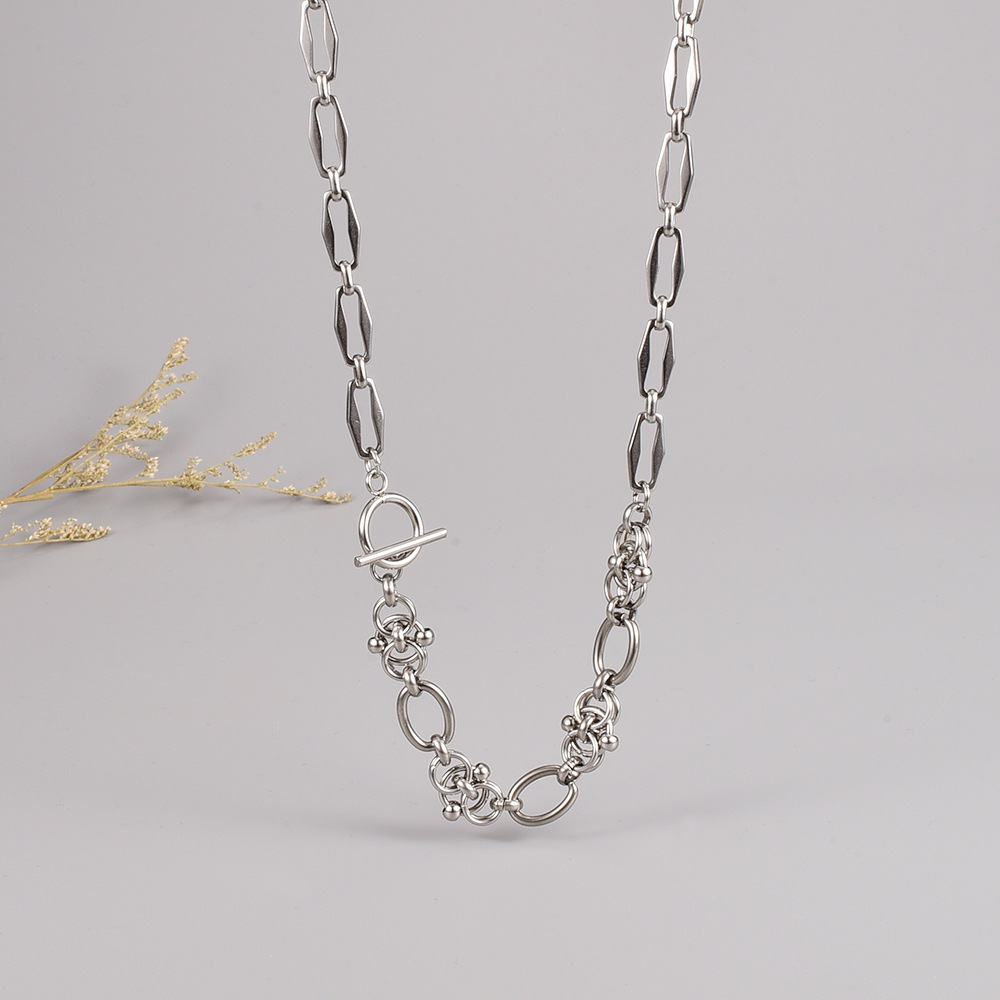 Wholesale Titanium Steel Long Necklace Personality Ot Buckle Design Medium And Long Chain display picture 4