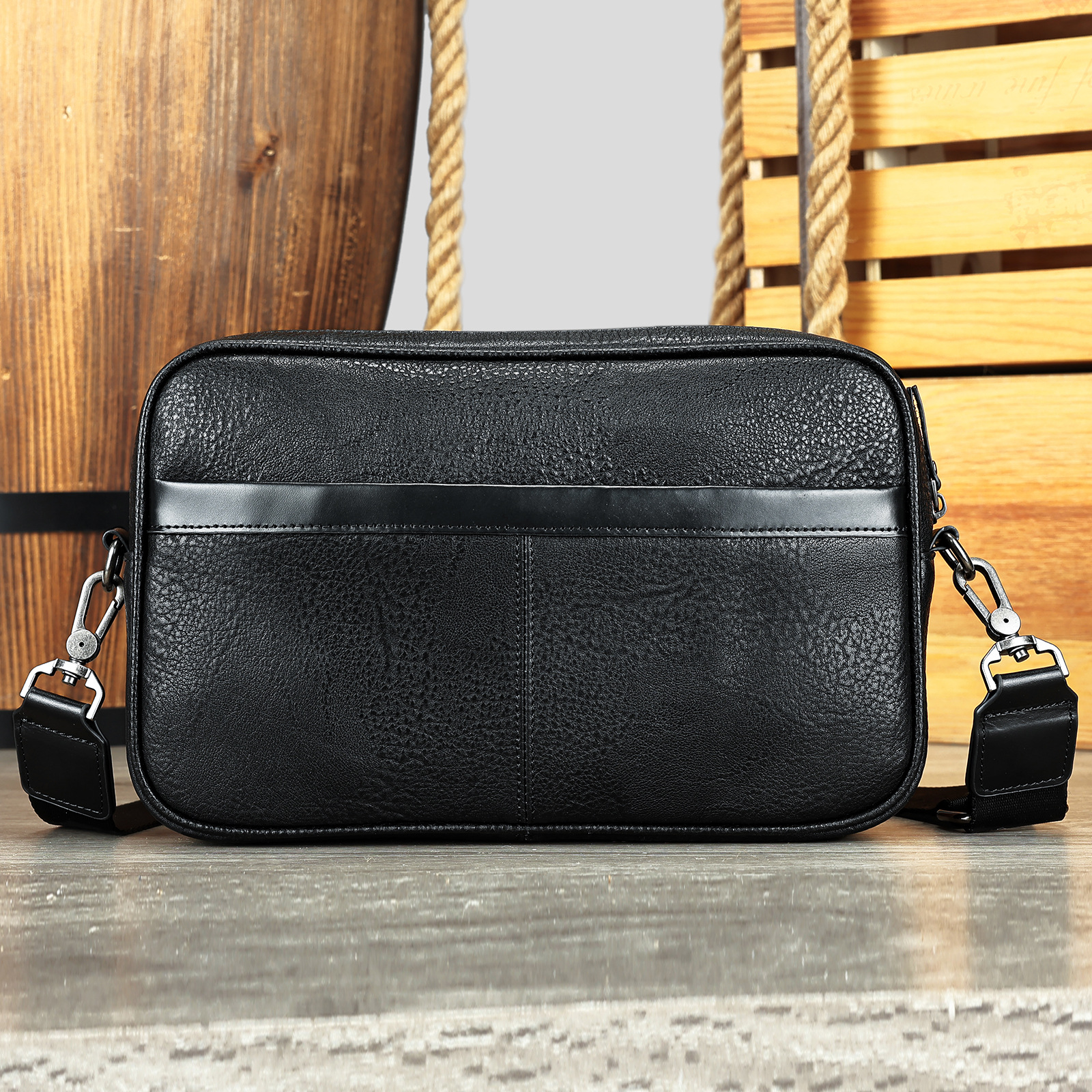 Ventas transfronterizas calientes de cuero para hombres mochila deportiva al aire libre mochila texturizada retro colección de bolsos de hombro