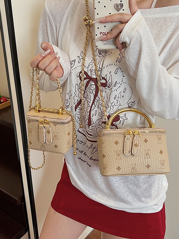 Bolso de mano de alta calidad para mujer 2025 verano nuevo estilo retro impreso bolso de caja textura cadena bolso de mensajero de un solo hombro