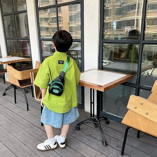 Korean style children's fashion small chest bag kindergarten kids PU letter crossbody bag trendy cool boy contrasting color coin purse