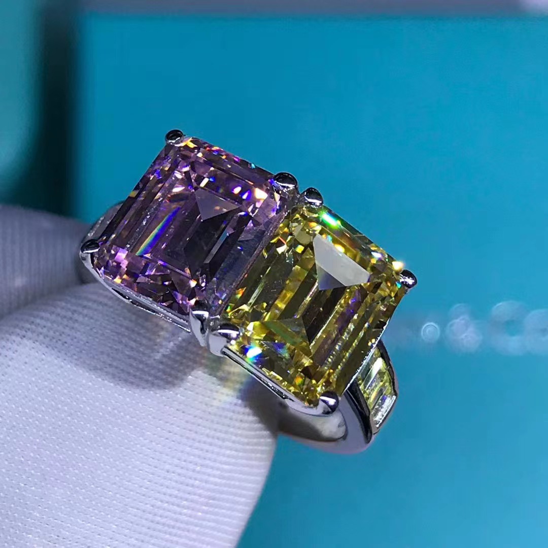 La plata esterlina importó el anillo de diamantes de alto carbono 6 quilates de lujo de hielo Flor de corte de piedra transfronterizo Comercio electrónico comercio exterior exclusivo para la joyería de las mujeres