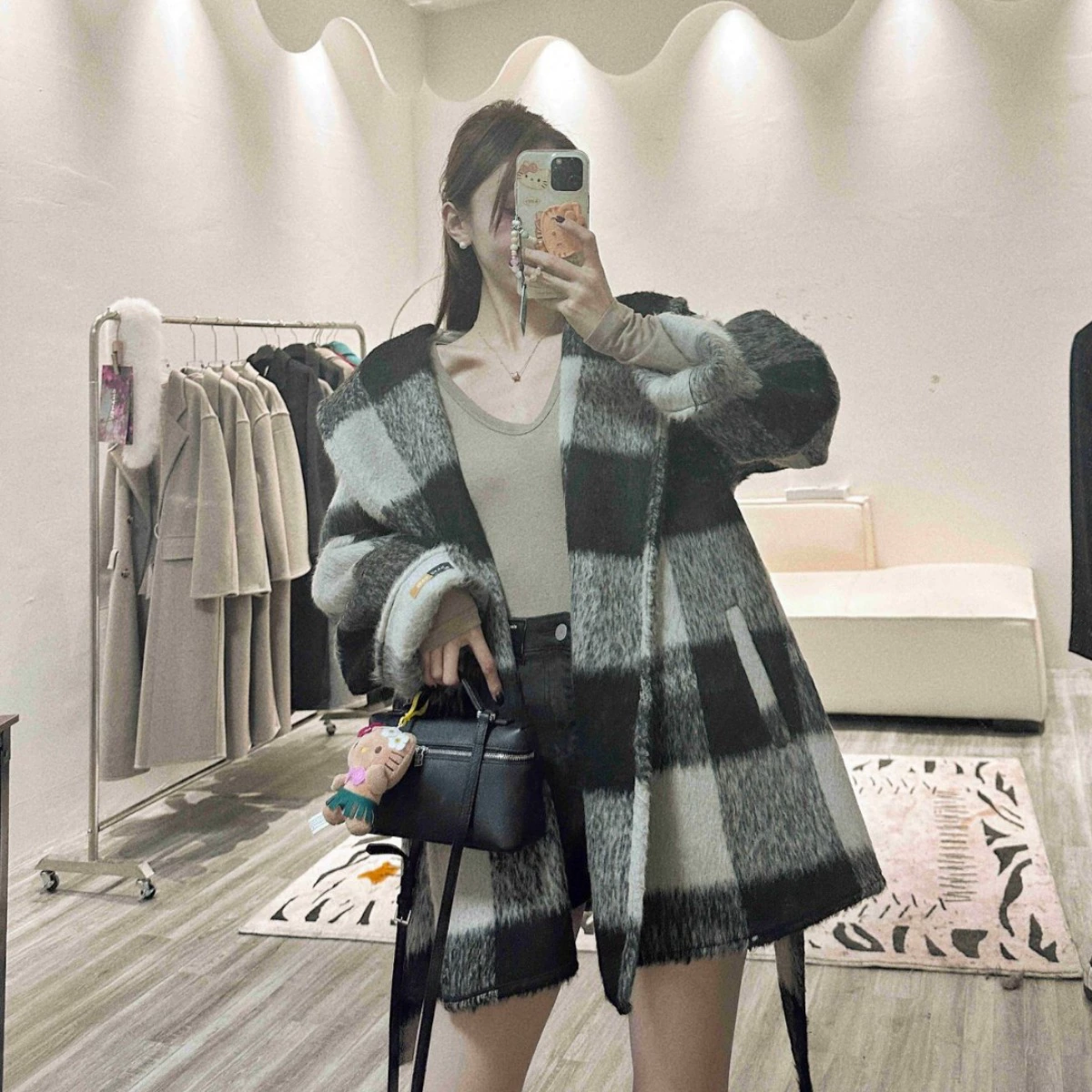 2023 осенне-зимнее Новое двустороннее шерстяное свободное утолщенное темперамент маленькое шерстяное клетчатое шерстяное пальто в стиле ретро