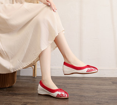 Blue and White Porcelain 2023 Spring Ethnic Style Embroidered Slip-on Shoes Leisure Beijing Cloth Shoes Home Wedge Heels