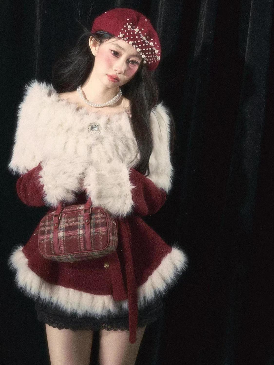 新年战袍红色一字肩毛呢外套女毛绒绒斗篷披肩半身裙小香风套装女