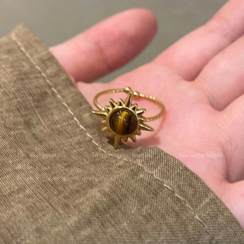 金色太阳花虎眼石戒指女轻奢小众高级感食指戒美拉德叠戴复古指环|undefined
