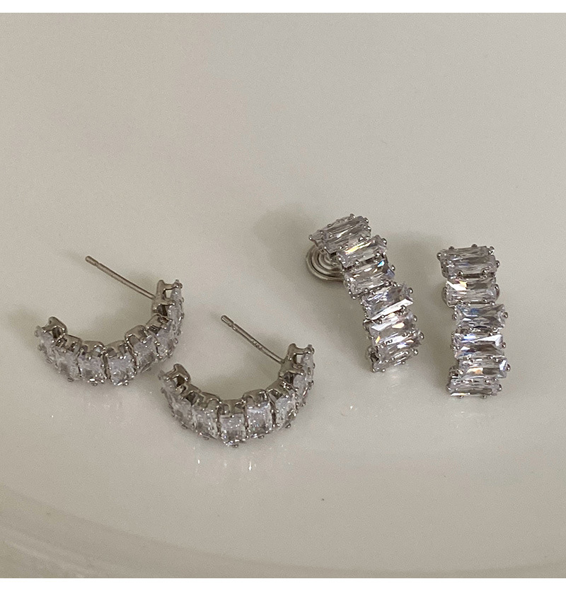 Orecchini curvi in zircone squisito in argento puro di alta qualità per le donne nel 2022, clip versatili alla moda e alla moda_voghion.com
