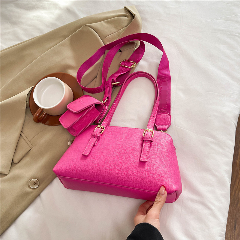 Bolso de bolos transfronterizo para mujer 2025 primavera nuevo bolso de axilas de moda bolso de almohada de hombro de gran capacidad de diseño de nicho