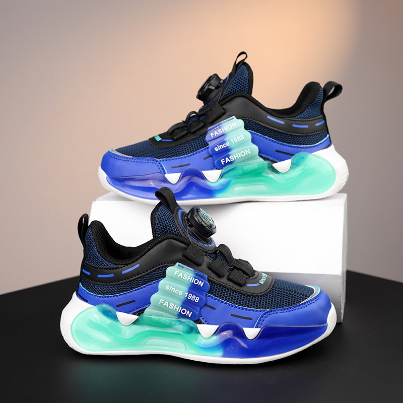 Zapatos para niños 2025 primavera y verano nuevo estilo malla transpirable para estudiantes casuales zapatos para correr para niños zapatos deportivos para niños