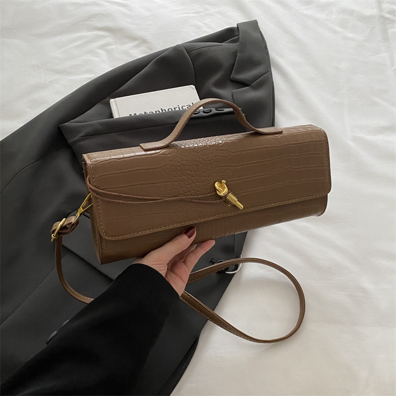 Bolso de cena 2025 primavera y verano nuevo estilo temperamento bolso de palo bloqueo oblicuo bolso horizontal bandolera bolso femenino