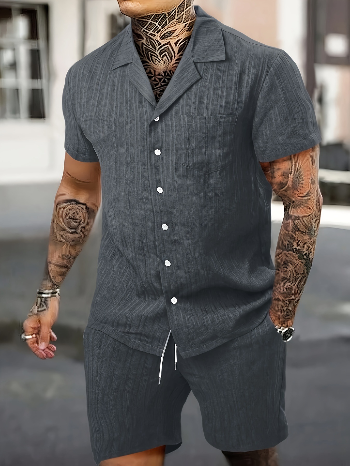Lässiges Herren Hemd Und Shorts Set Mit Rüschentaschen_voghion.com