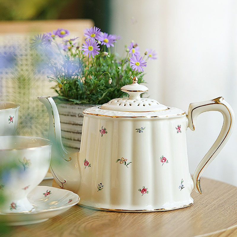 Juego de tazas de café retro de estilo europeo, tazas y platillos, cerámica, estilo británico, Phnom Penh, taza de té grande, restaurante francés, bar, taza, hogar