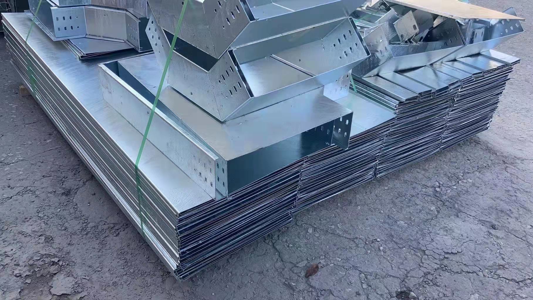 热镀锌桥架连接板