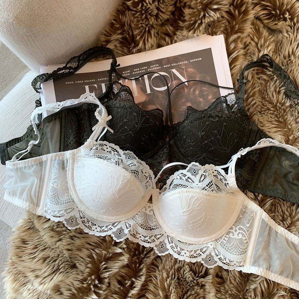 Ventas directas de fábrica comercio electrónico transfronterizo Sudeste de Asia Vietnam Tailandia damas burbujas encaje pecho pequeño recogido sujetador Tovin