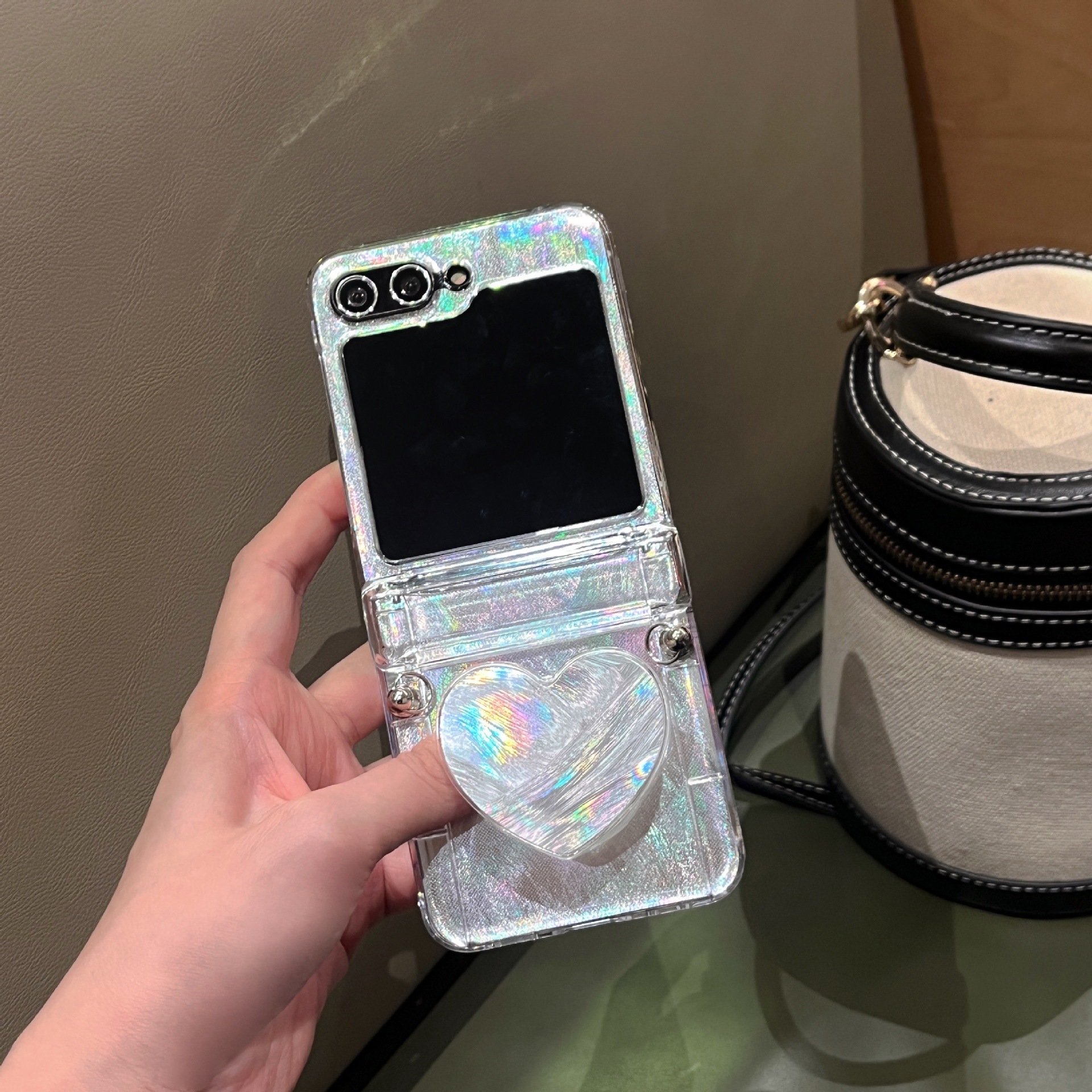 Feather Yarn Love Bracket Suitable for Samsung Zflip5 Phone Case Folding Screen Zflip4/3 Protective Cover Transparent Card_voghion.com