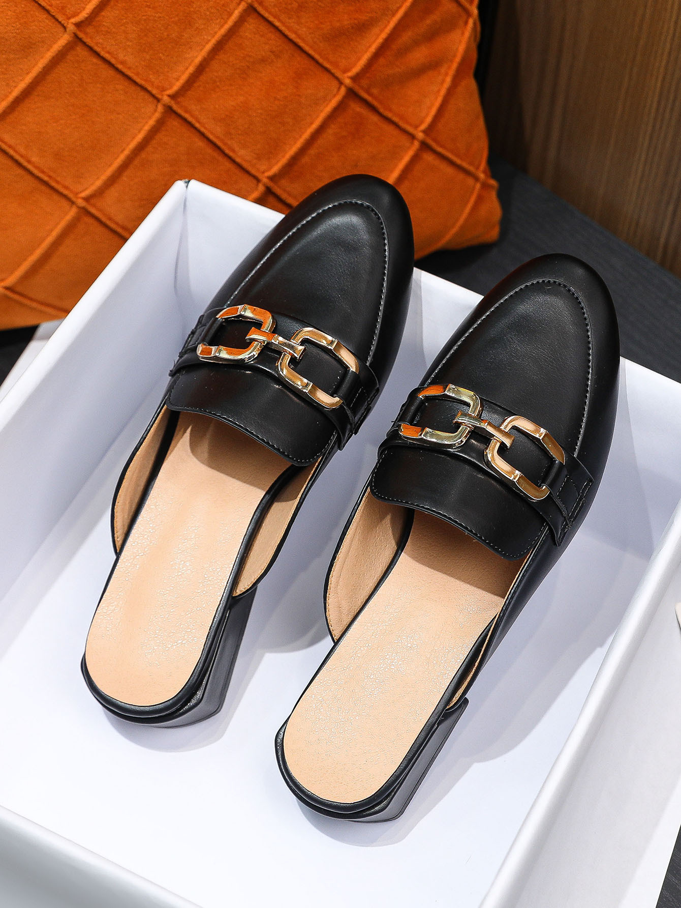 Spot One Pedal Baotou Einzelschuhe All Match Chunky Heel Lazy Soft Leather Half Slipper Frühling und Sommer New Bottom_voghion.com