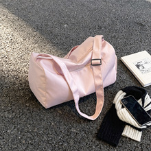 ��ɫ���s���e���������p��ɝ���x�����������n�������ռ{б���