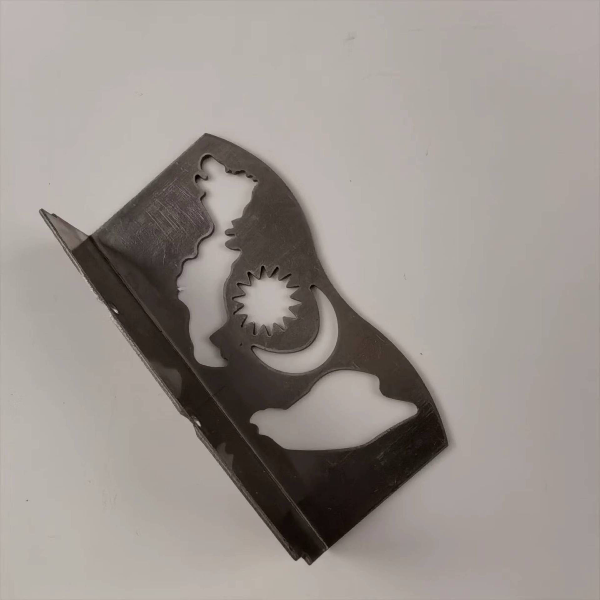 厂家供应铁片配件 铸铁铁艺花件 橱柜五金配件 五金冲压配件