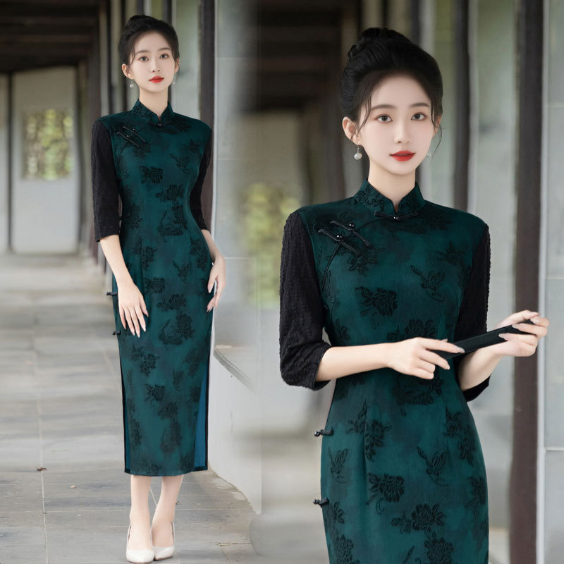 老上海旗袍2024新款复古高端气质年轻款妈妈装优雅改良连衣裙中袖