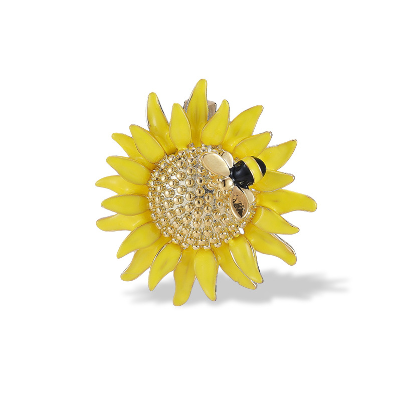 Sunflower Brooch, a Light Luxury Fashion Accessory That Won Top Honors, Sunflower Pin, Plant Enamel Brooch Wholesale