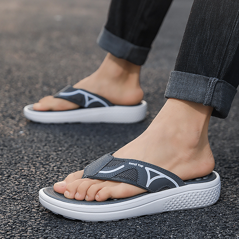 Chanclas para hombre verano nuevo estilo conducción exterior sandalias de playa deportivas y de ocio con chanclas antideslizantes