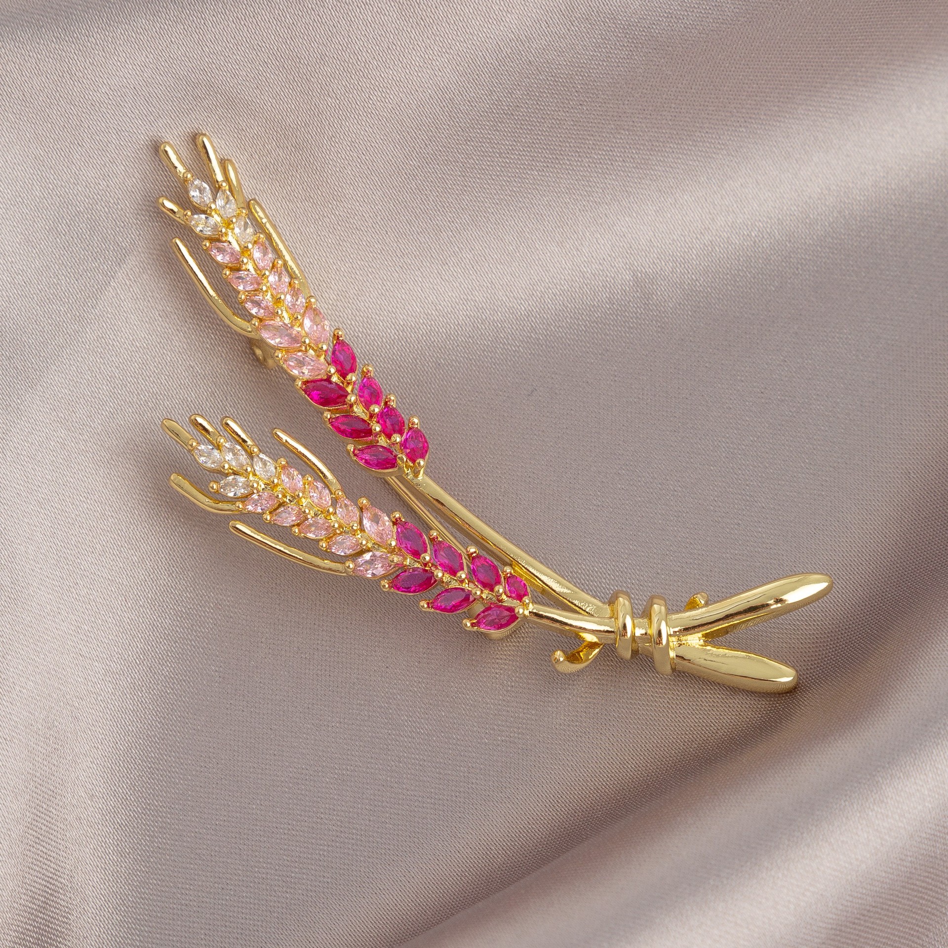 Broche d'oreille en zircon léger de luxe, style européen et américain, ornée de blé. Épingle de costume haut de gamme et raffinée, corsage tendance._voghion.com
