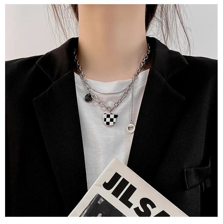 Simple Style Four Leaf Clover Letter Heart Shape Alloy Titanium Steel Inlay Pearl Zircon Womenu0027S