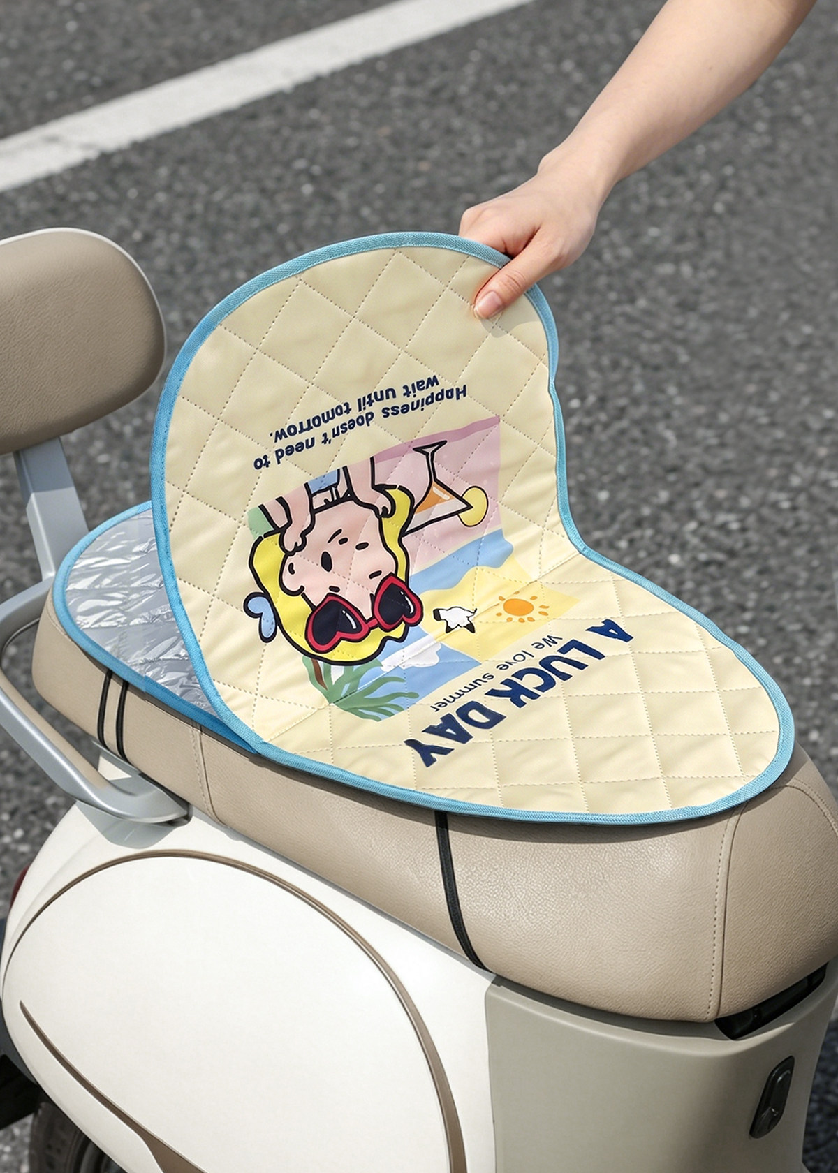 Dongha Electric Vehicle Sun Protection Seat Cushion 2026 New Summer Model Heat Insulation Pad Universal Waterproof Seat Cover for Motorcycles