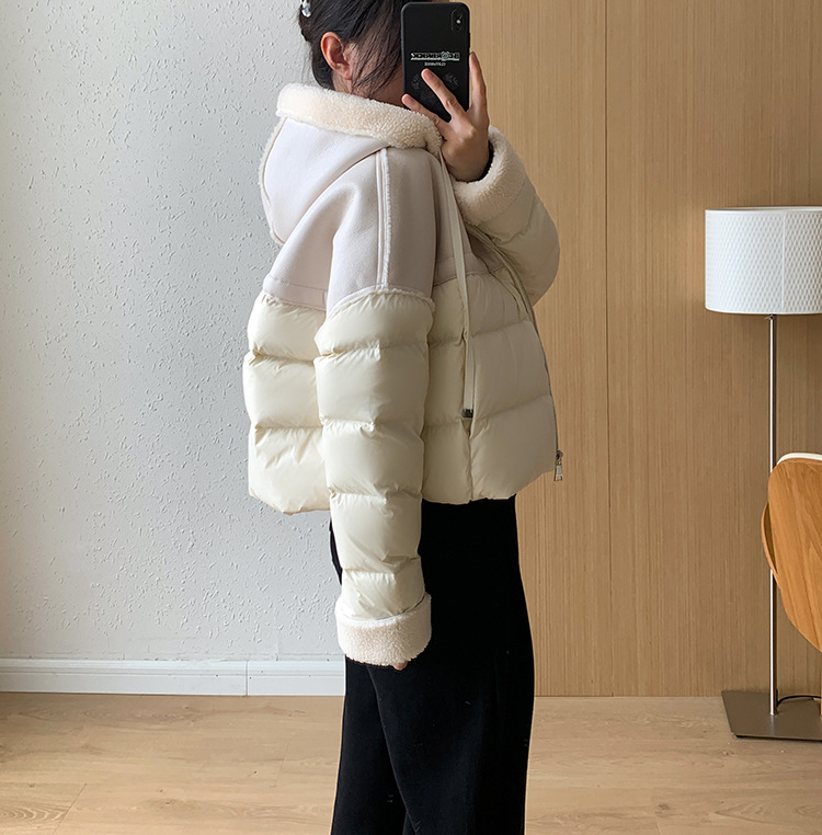 Europees klein donsjack voor dames korte stijl stiksels contrasterende kleur pu leer licht luxe high-end losse trui 2024 nieuwe winter_voghion.com