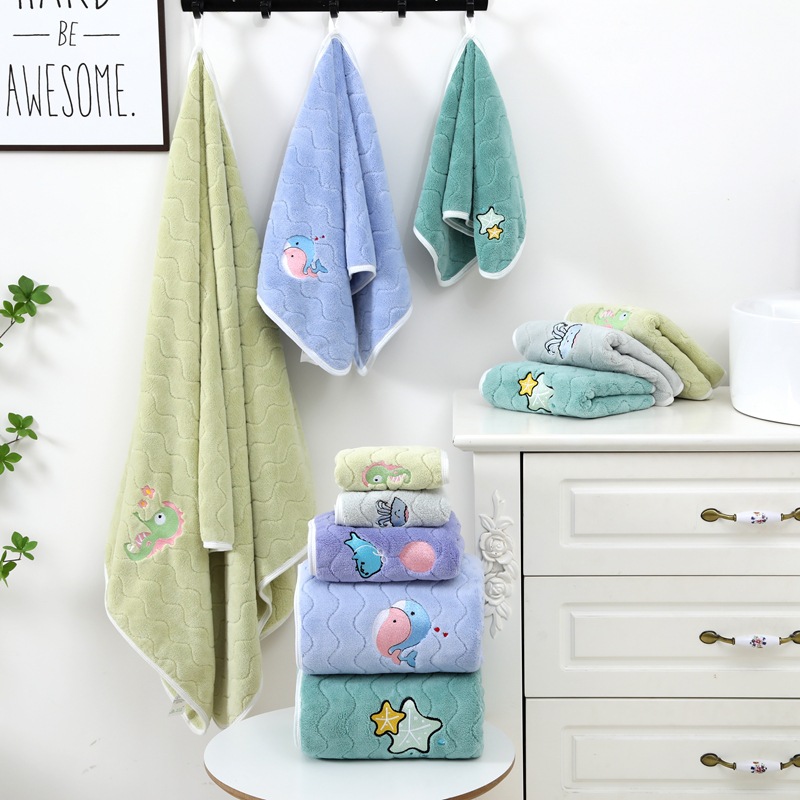 Toallas de coral bordadas de agua mar toallas para niños dibujos animados caseros lindas toallas faciales absorbibles al por mayor toallas faciales