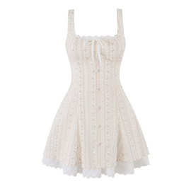竖条碎花吊带短裙女方领蝴蝶结绑带前排扣收腰双层蕾丝花边A字裙
