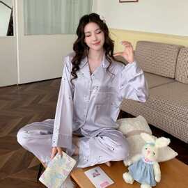 2026春季新款冰丝家居服睡衣女长袖长裤家居服女斑点狗印花套装