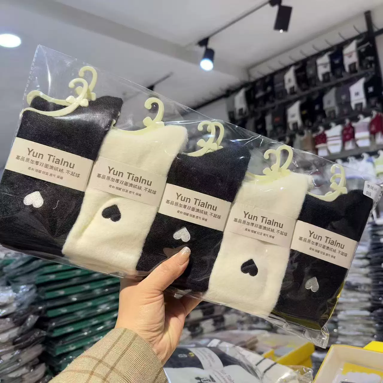 Теплый мультяшный бархат knee socks средняя длина