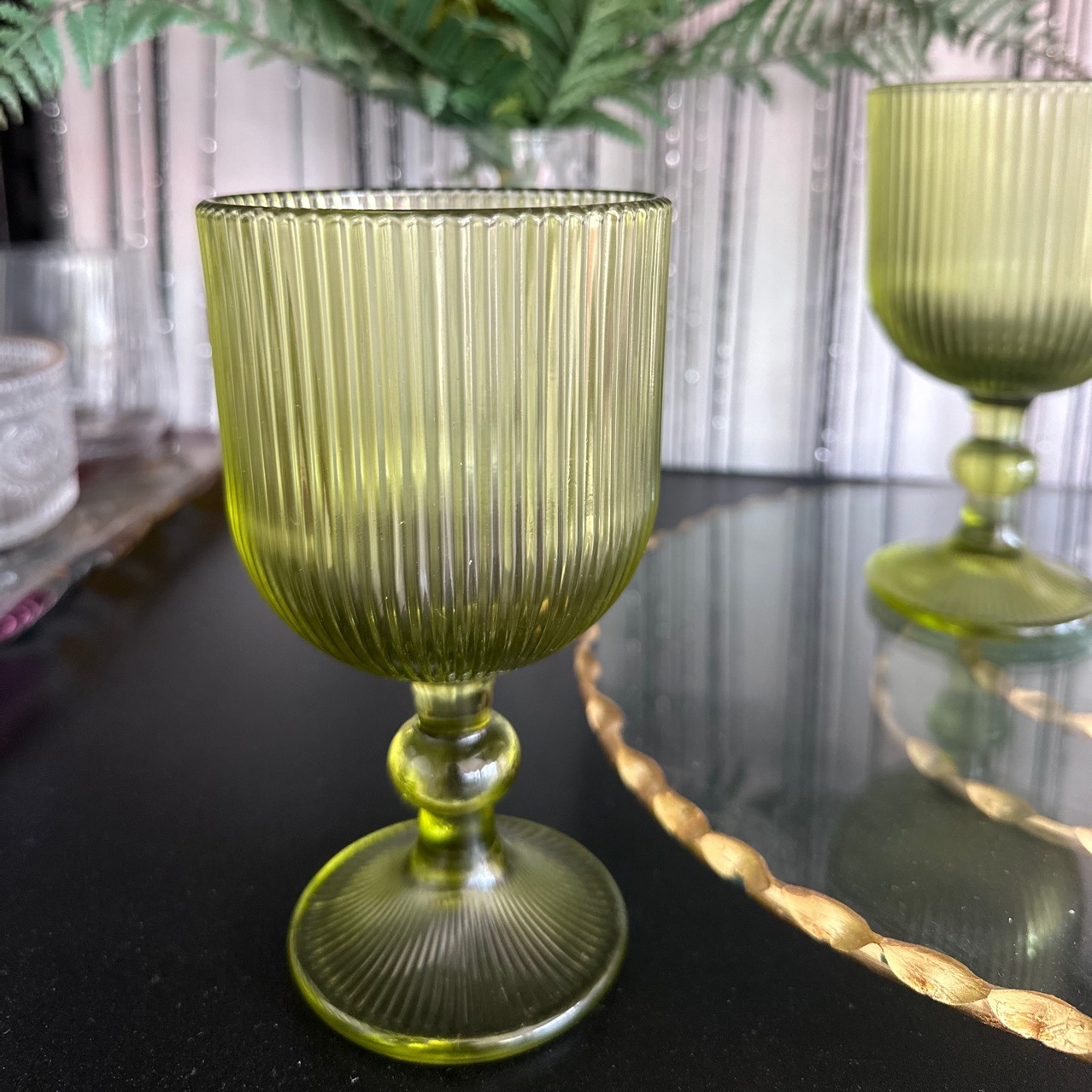Vintage vidrio de colores tazas de vino vertical taza de jugo taza de helado taza de restaurante ruso decoración de mesa de boda francesa