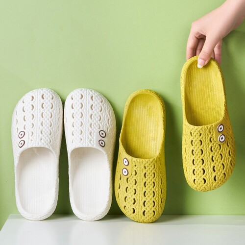 New style cross-border export summer open-toe sandals for women beach flip-flops with toe cover ladies home shower anti-slip shoes 