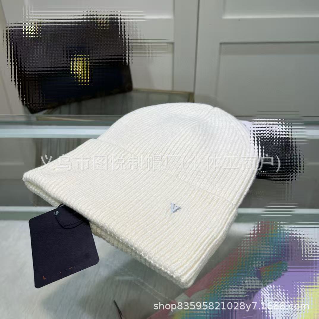 흰색(오른쪽 작은 표시)