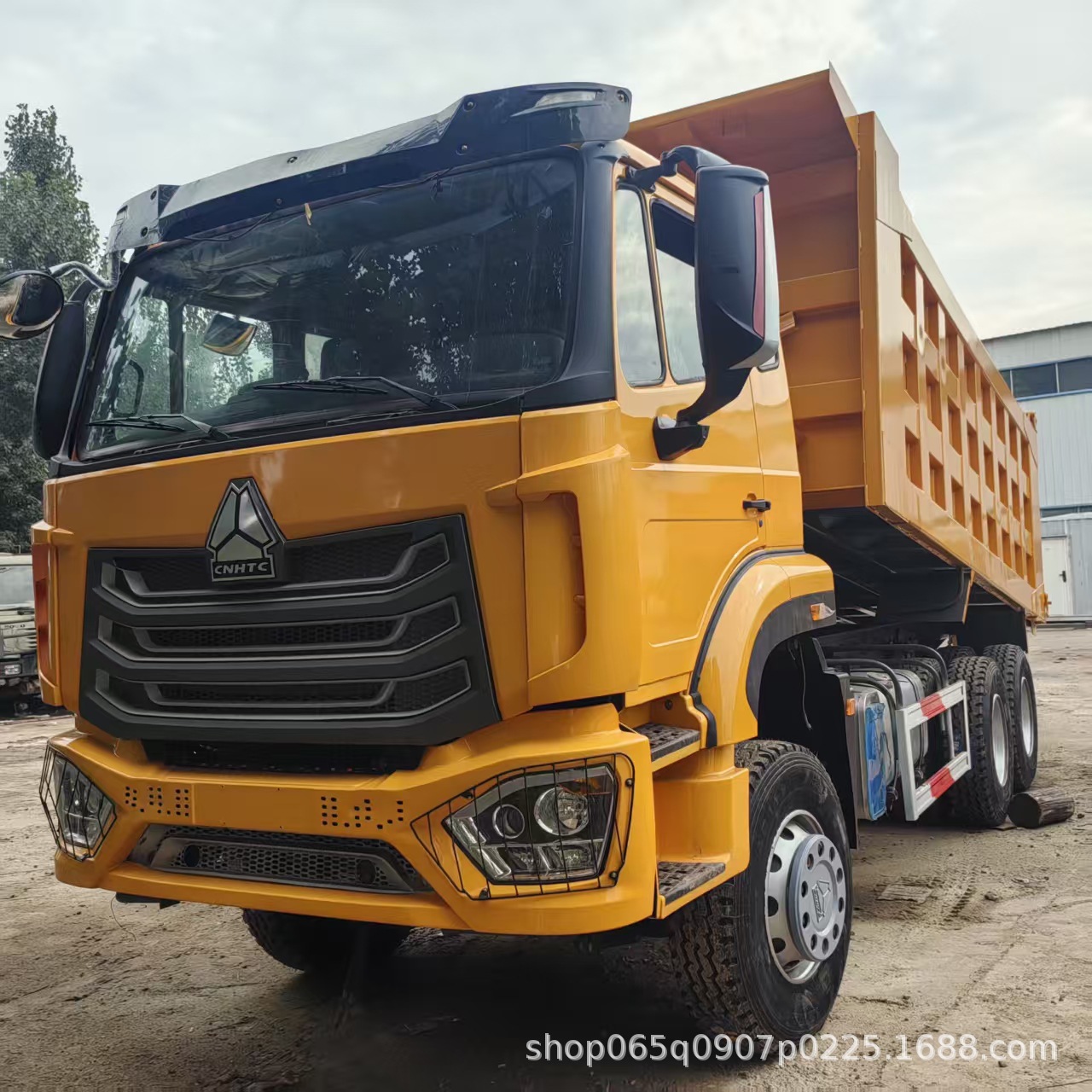 Export Sinotruk Howo Nx Dump Truck 6X4 Dump Truck 375 Horsepower Howo Dump Truck