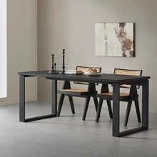 侘寂风实木餐桌家用简约长桌白蜡木黑色工作台书桌莫比恩款餐桌椅