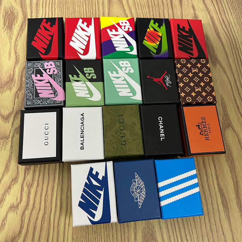 Colorful Kraft Paper Box Aj Shoe Mold Packaging Box Small Heaven and Earth Cover Box Upper and Lower Cover Packaging Box Ready for Sale