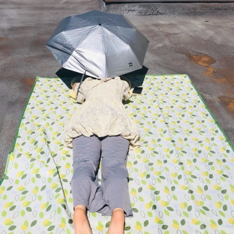 Лет mat outdoor floor mat for dog days, sunbathing mat for back, special artifact for sunbathing, back mat for sunbathing, outdoor equipment