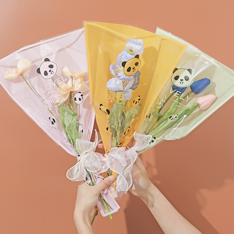 goods in stock lovely Bouquet of flowers 6.1 Children's Day Bouquet of flowers Packaging bag fresh Little Bear pattern flower Packaging bag