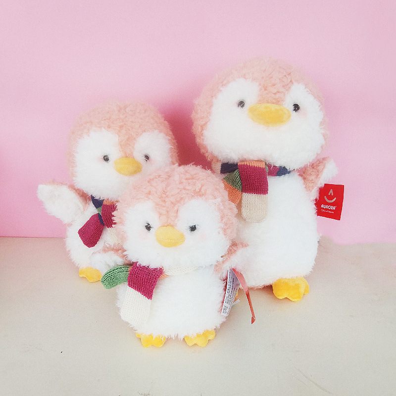 Lindo ulura cumpleaños pingüino muñeca juguete de peluche Navidad decoración regalo femenino al por mayor