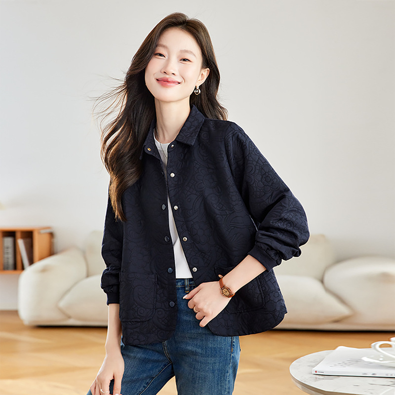 早秋高级感压花短外套女2025春秋新款翻领开衫时尚气质小个子上衣|undefined
