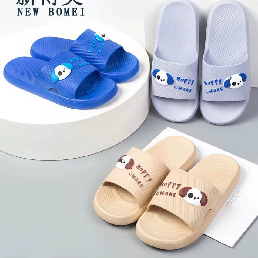 2024 новые летние мужские тапочки домашние студенты мягкие подошвы ПВХ мужские тапочки ванная комната мужские тапочки