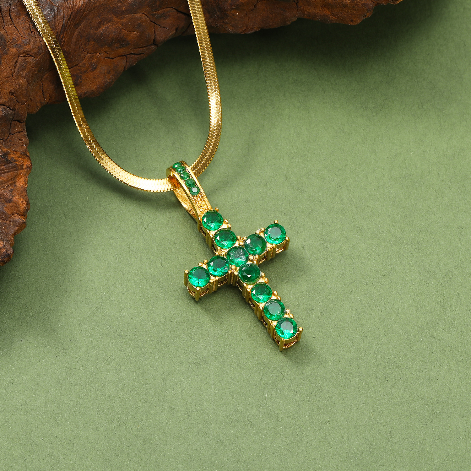14g Weight Real Gold Plated Plating Material Rhinestones Inlay Material Pendant Necklace Classification 1 Piece Quantity Casual, Daily Occasion 304 Stainless Steel Material Cross Pattern Women's Gender Vintage Style Style Waterproof Non Tarnish, Plating, Inlay Craft Real Gold Plated Cross 304 Stainless Steel Vintage Style Waterproof Non Tarnish Pendant Necklace 21