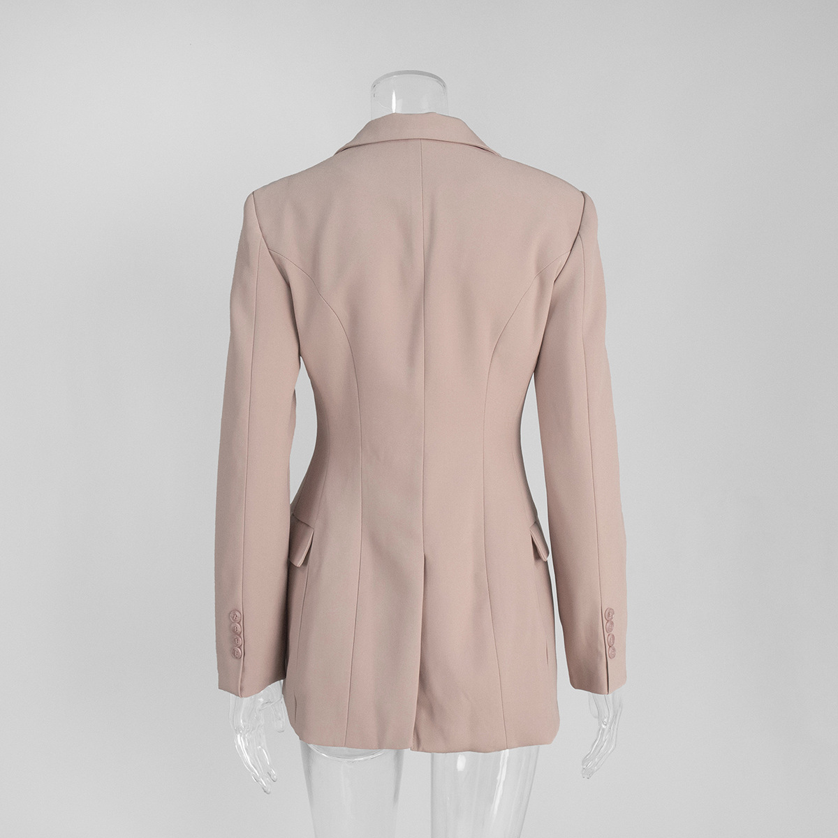 Getailleerde dames blazer met v-hals en elegante taille_voghion.com