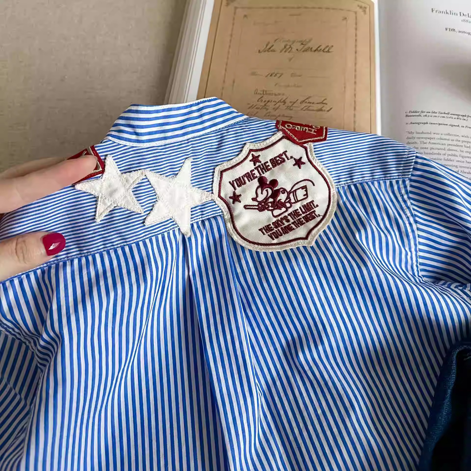 Xianning Seven Camisas para niños Nuevos productos de primavera Niños y niñas de manga larga Niños Ropa para niños japoneses Camisas para niños