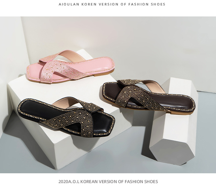 Fashion Ironing Diamond Flat Bottom Slippers Female Slides Square Head Hollow Sandals_voghion.com