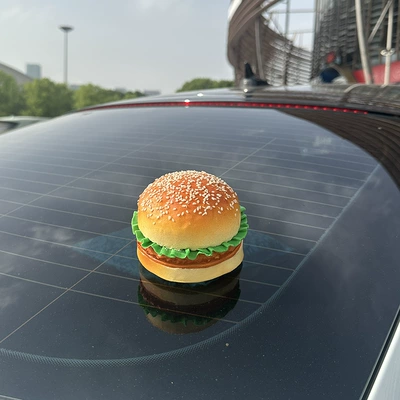 Car ornaments – Motuoche Creative Simulation Burger
