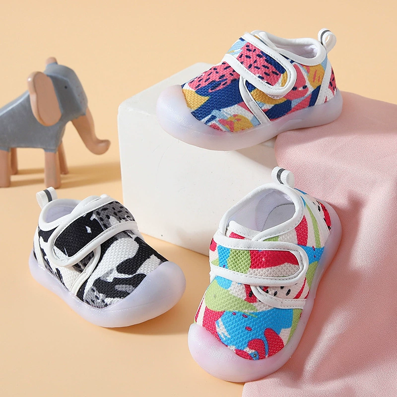 2023 Новая весенне-Осенняя обувь для мальчиков Детская обувь для малышей Детская обувь с мягкой подошвой Нескользящая детская обувь для девочек, дышащая в помещении